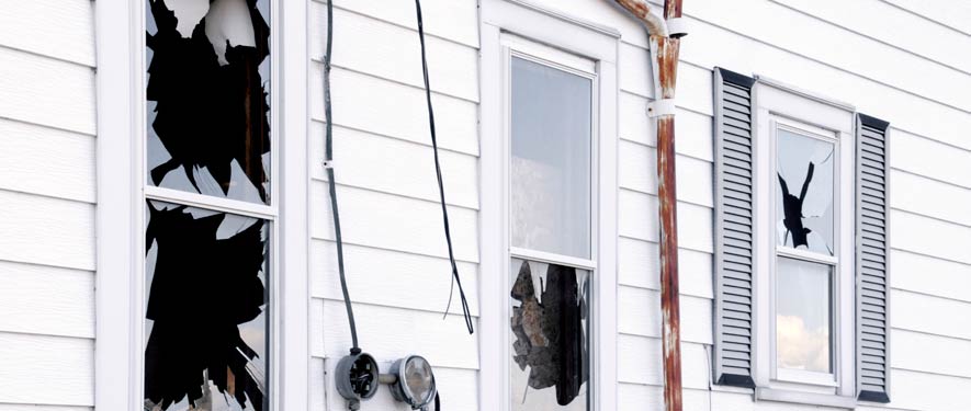 Hooksett, NH vandalism graffiti cleanup